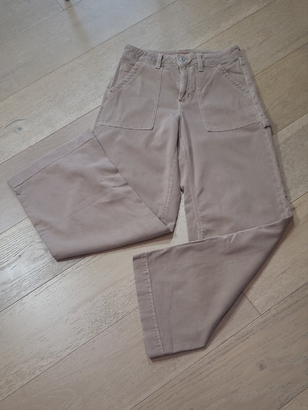 American Eagle Pants Women's sz 4 Tan Super High Rise Baggy Wide Leg Cargo Pant